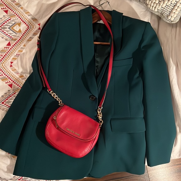 Beautiful and chic MK,  pure red and smooth leather - Picture 3 of 4